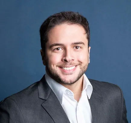 Retrato de Gustavo Doná